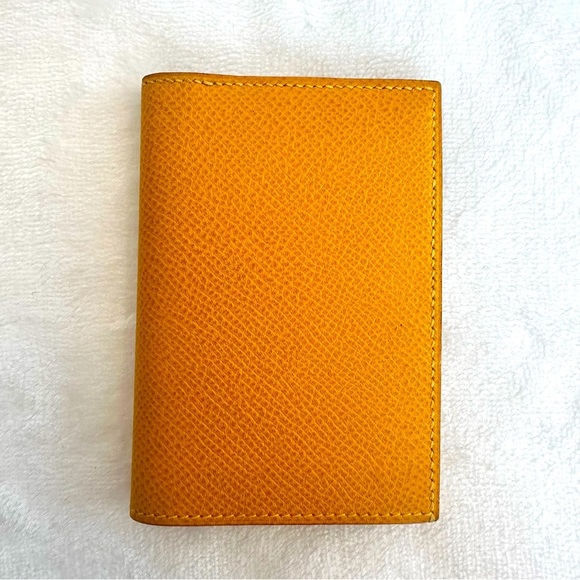 Hermes Yellow Card Holder 💛 ✨ - Picture 3 of 8